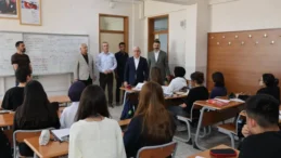 Vali Yılmaz Şimşek’ten Sivas Bilişim Lisesine Ziyaret! İHA ve Teknoloji Atölyelerini İnceledi