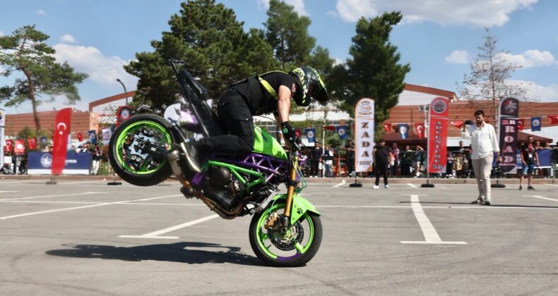 1. Sivas Motosiklet Festivali Sıcak Çermik’te Başladı! İlk Gün Katılım Beklentinin Altında Kaldı