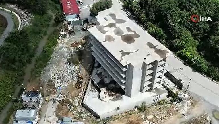 Göktürk'teki öğrenci yurdunda logolar kaldırıldı