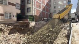 Bahçelievler’de Korkutan Çökme! 15 Daire Tahliye Edildi, Binada Kritik İnceleme Sürüyor