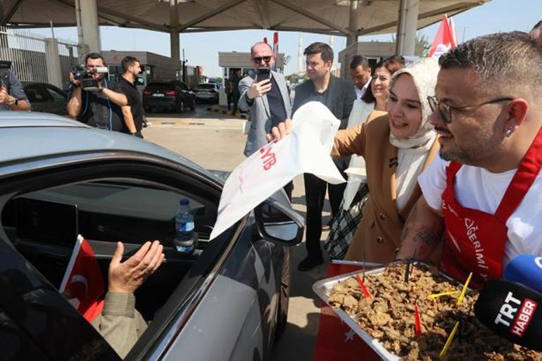 Gurbetçiler Kapıkule'den Türkiye'ye giriş yapıyor