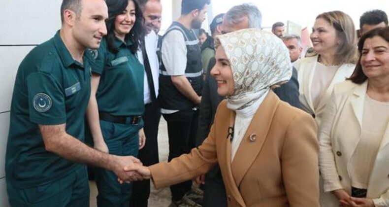 Bakan Mahinur Özdemir Göktaş Kapıkule’de Gurbetçileri Karşıladı: “Gurbetçiler Başımızın Tacı”