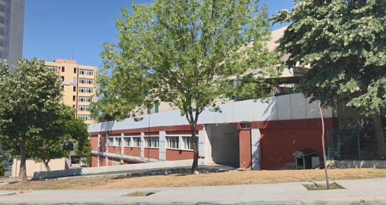 Bayrampaşa’da Pazar Yerinde Erkek Cesedi Bulundu! Polis Soruşturma Başlattı