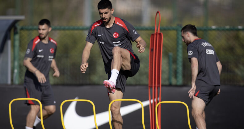 Cenk Özkacar İçin Transfer Yarışı Kızıştı! Schalke 04 Devrede, Süper Lig Devleri Takipte