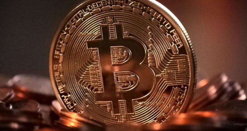 Bitcoin ve Ethereum Sert Düştü! Kripto Piyasasında Satış Baskısı Büyüyor