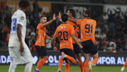 Başakşehir Inter Turku Deplasmanında Berabere Kaldı! Emin Bayram İlk Golünü Attı