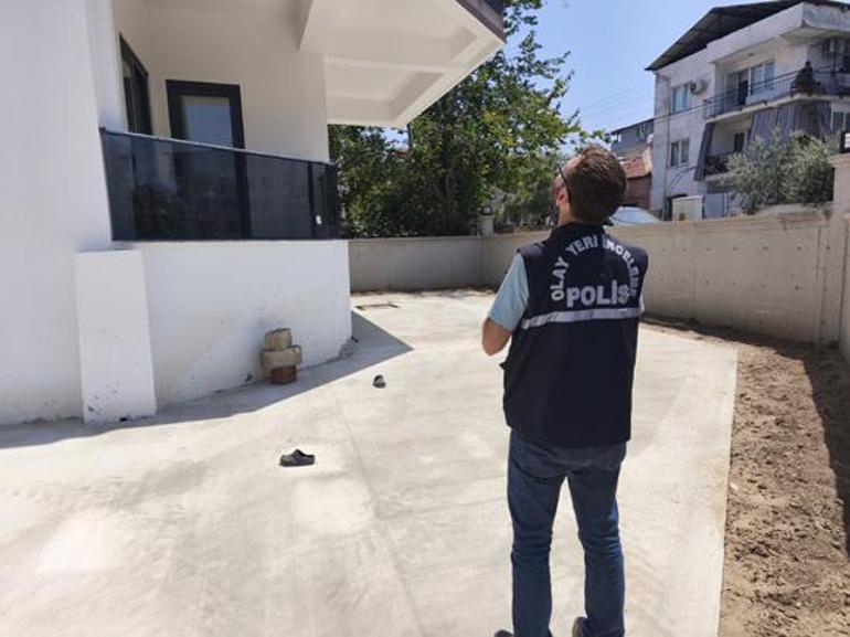 Cam korkuluk boşluğundan düşen çocuk