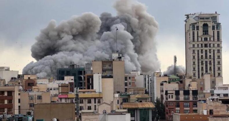 Son Dakika: İran’ın Bender Abbas Kentinde Peş Peşe Patlamalar