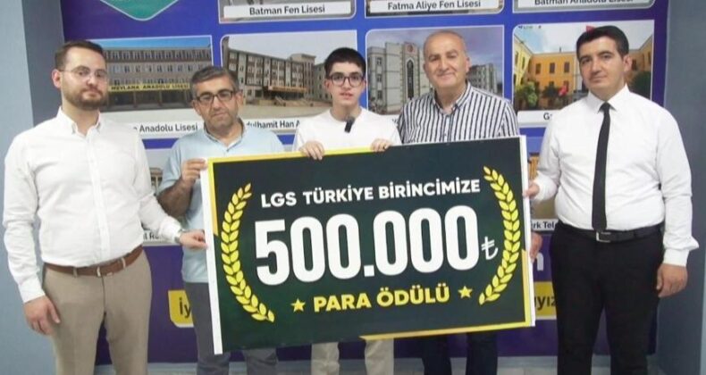 LGS’de 500 Tam Puan Alan Öğrenciye 500 Bin Liralık Ödül! Başarısının Sırrını Tek Cümleyle Açıkladı
