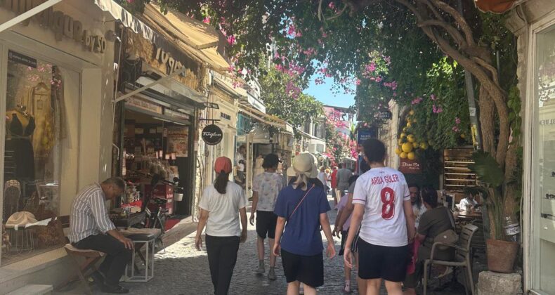 Sivaslı Çocuklara Çeşme’de Unutulmaz Yaz Kampı! Deniz, Kültür ve Eğlence Bir Arada